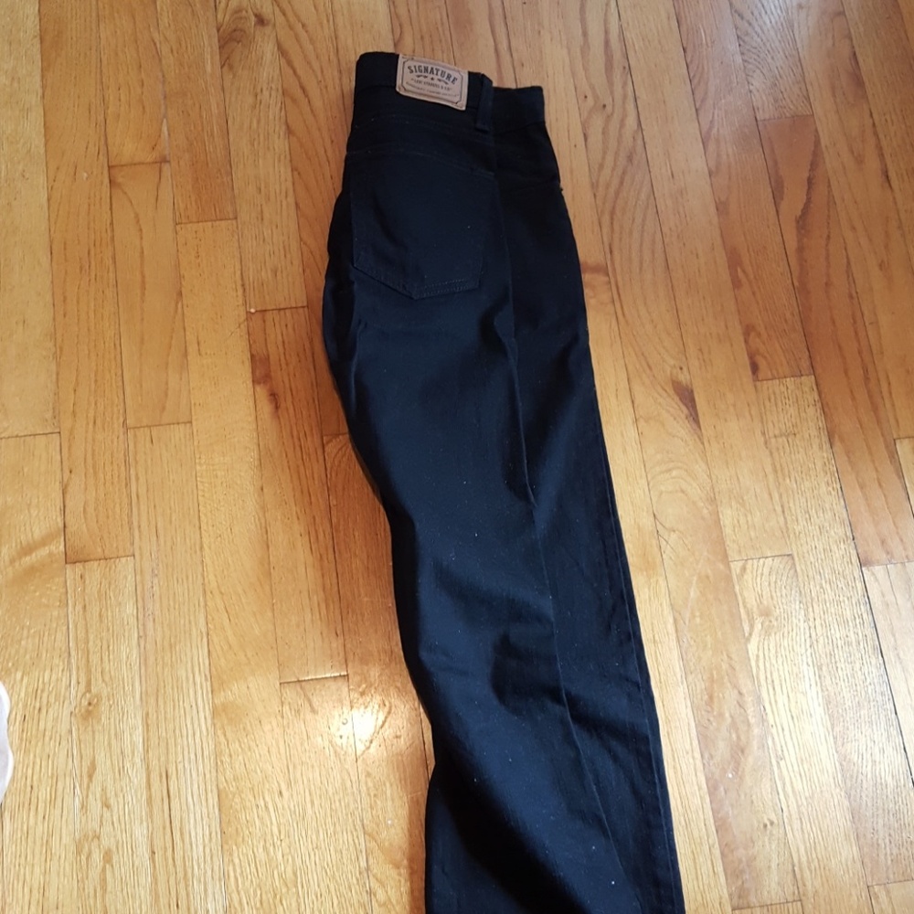 Jeans - Picture 2 of 3